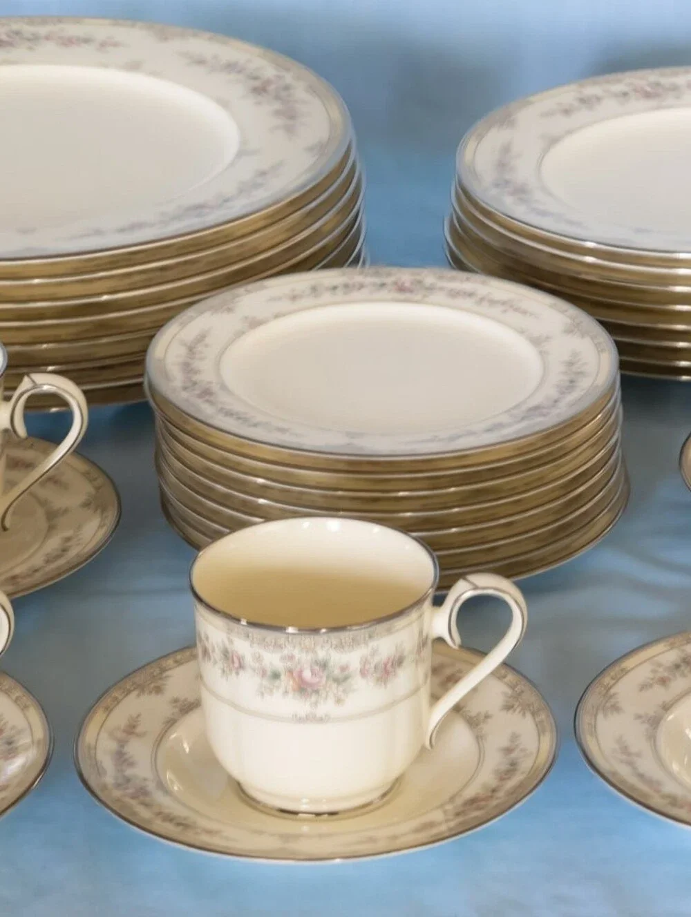 Beautiful Vintage Noritake Shenandoah Pattern 9729 Dinnerware Set. Mint! Japan!